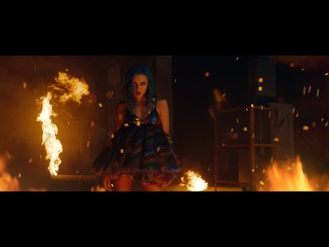 Joke’s on You/Charlotte Lawrence 歌詞和訳と意味