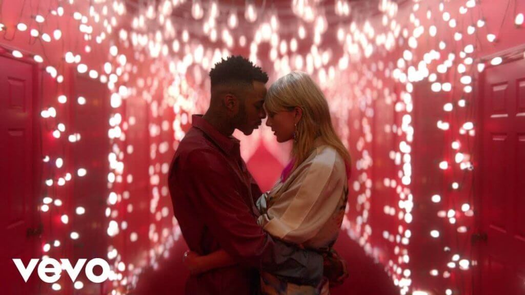 Lover/Taylor Swift 歌詞和訳と意味