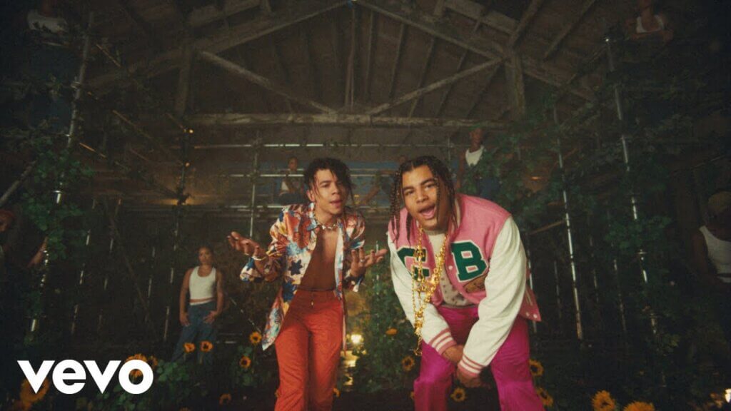 Mood/24kGoldn 歌詞和訳と意味