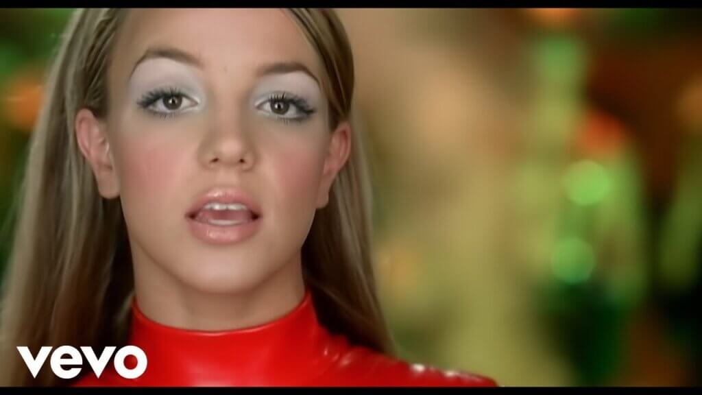 Oops!…I Did It Again/Britney Spears 歌詞和訳と意味