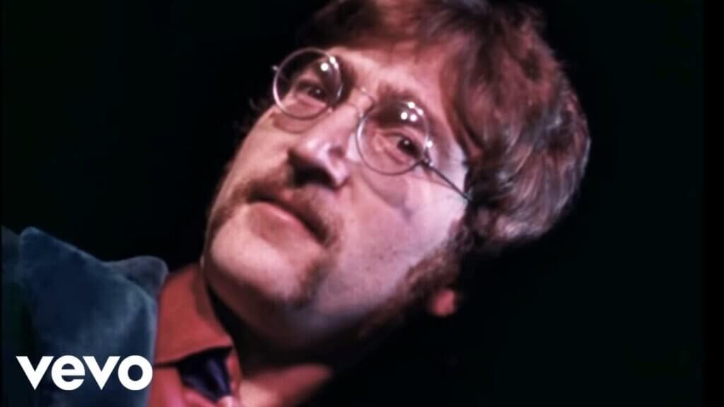 A Day In The Life/The Beatles 歌詞和訳と意味