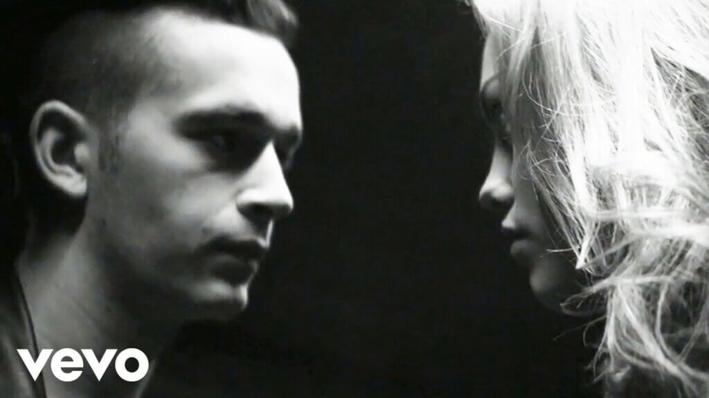 Chocolate/The 1975 歌詞和訳と意味