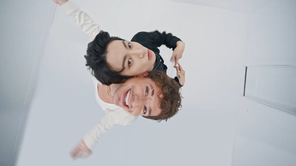 Left and Right/Charlie Puth & Jung Kook 歌詞和訳と意味