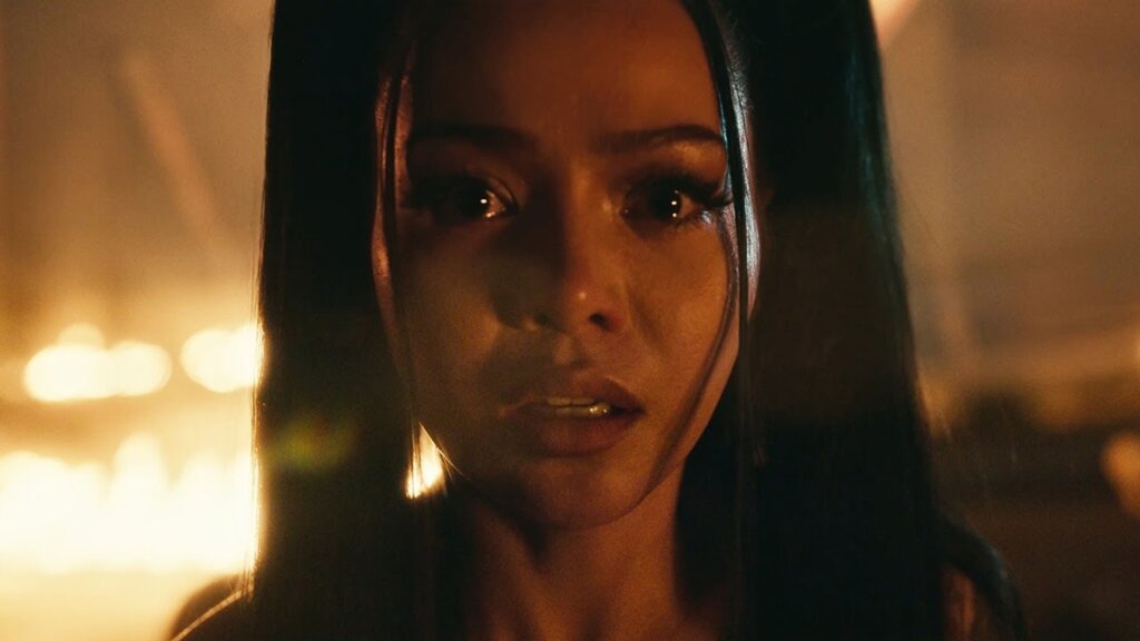 Dolls/Bella Poarch 歌詞和訳と意味