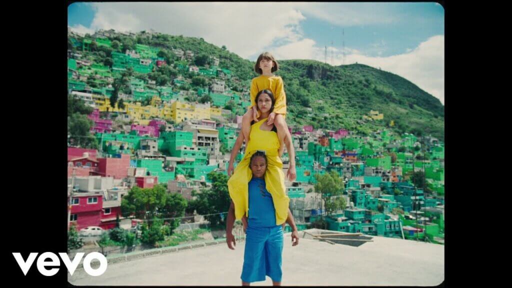 Hold Me Closer/Elton John & Britney Spears  歌詞和訳と意味