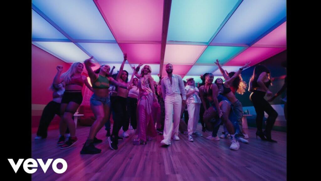 All She Wanna Do/John Legend & Saweetie 歌詞和訳と意味