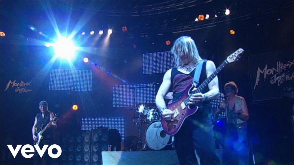 Smoke on the Water/Deep Purple 歌詞和訳と意味